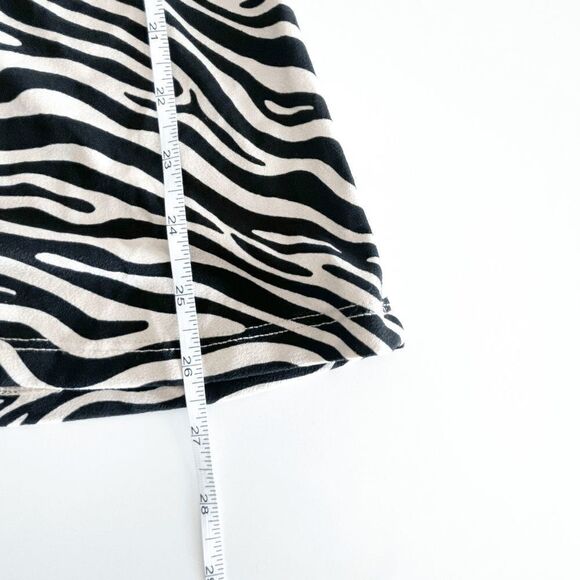 Ricki's Womens Blouse 3/4 Sleeve V-Neckline Animal Print 2XL - Picture 8 of 8